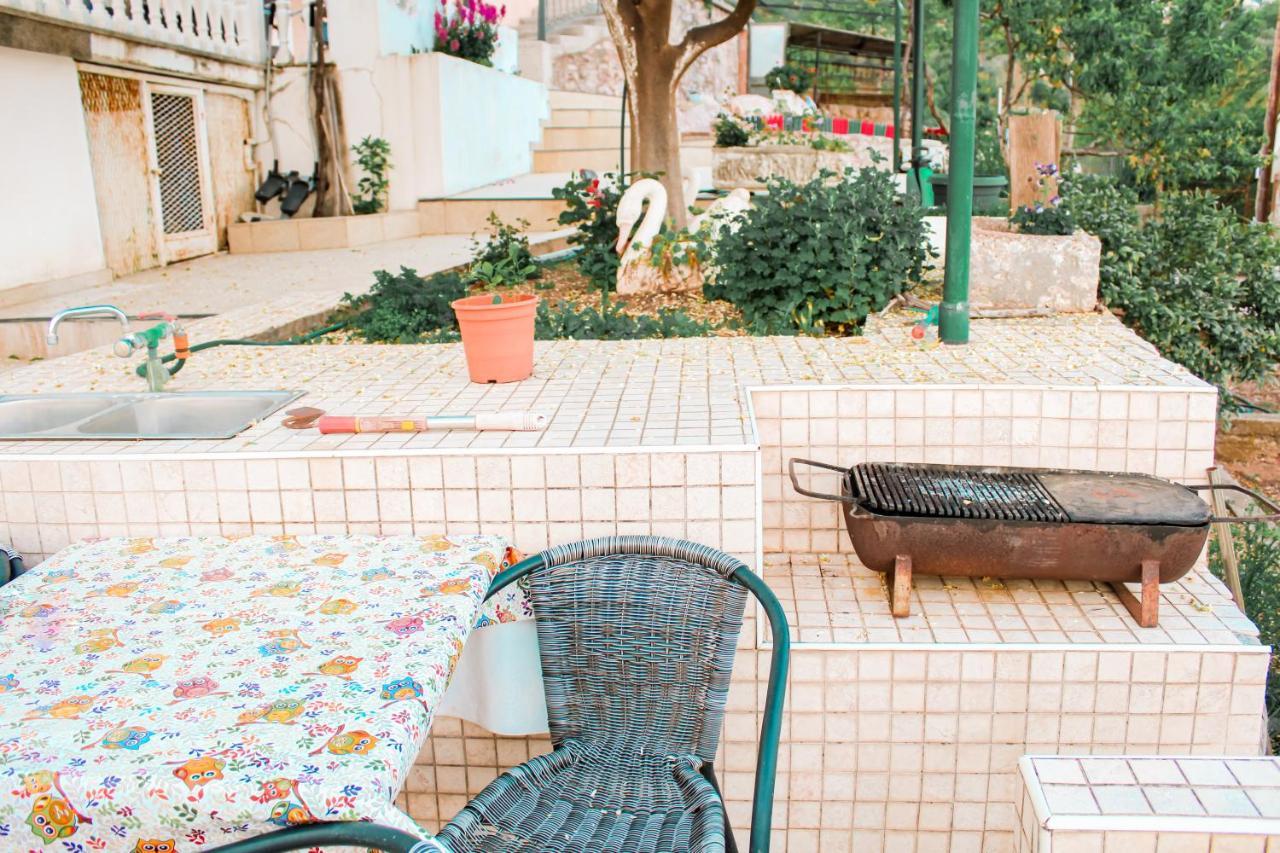 Apartman Lana Petrovac Exteriör bild